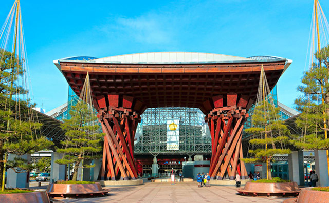 金沢駅