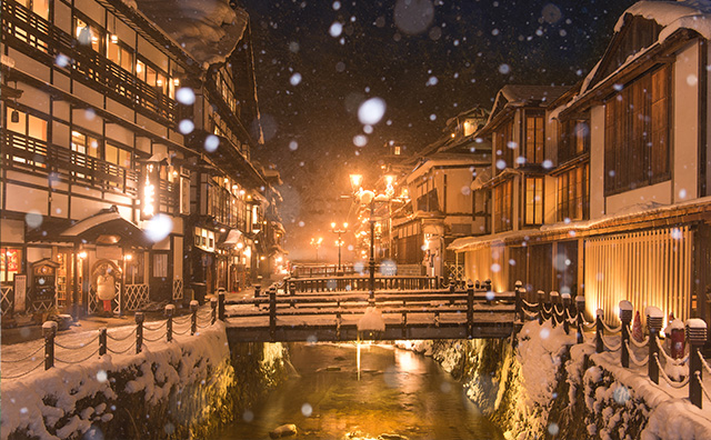 銀山温泉