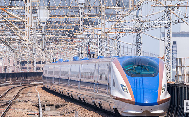 北陸新幹線「E7系」と「W7系」の違いとは？