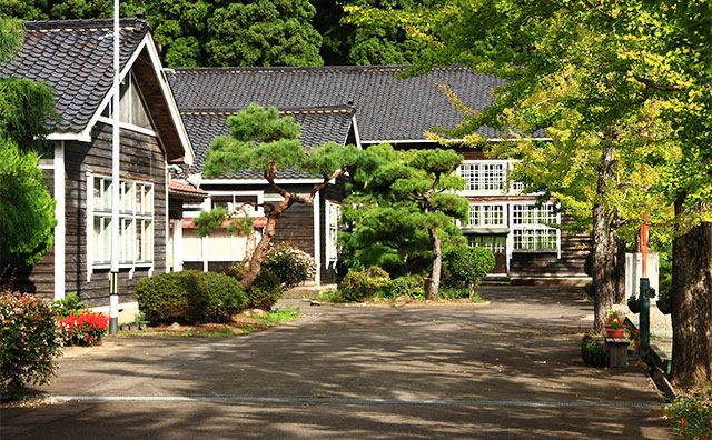 旧鮎川小学校