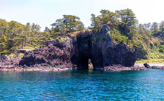 巌門