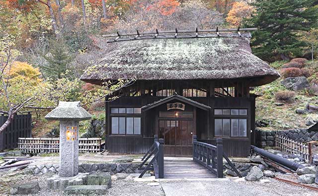 旅館玉子湯　湯小屋